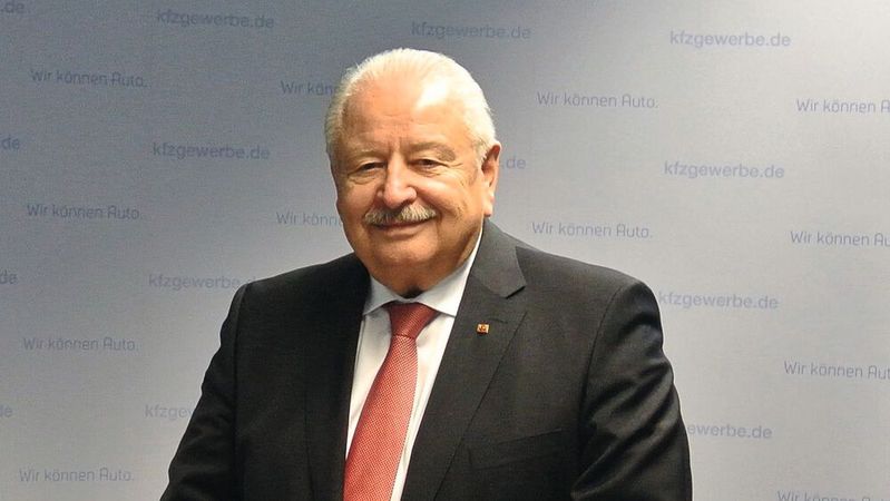 ZDK-Präsident Jürgen Karpinski sieht die Existenz vieler Kfz-Betriebe durch die hohen Energiekosten gefährdert und fordert von der Bundesregierung Entlastungsmaßnahmen.(Bild:  ZDK)