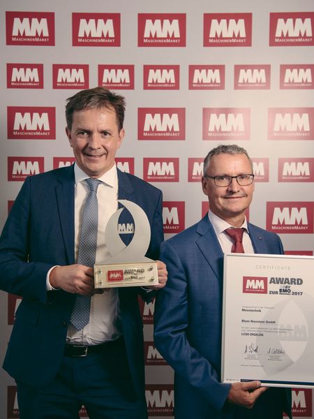 Kategorie „Messtechnik“ - Blum-Novotest GmbH für das Lasermesssystem zur Werkzeugmessung und -überwachung in Bearbeitungszentren LC50-Digilog: Alexander Blum, Geschäftsführer, Wolfgang Reiser, Prokurist, Bereichsleiter Technik Messkomponenten(von links).
 (Roman Pawlowski)