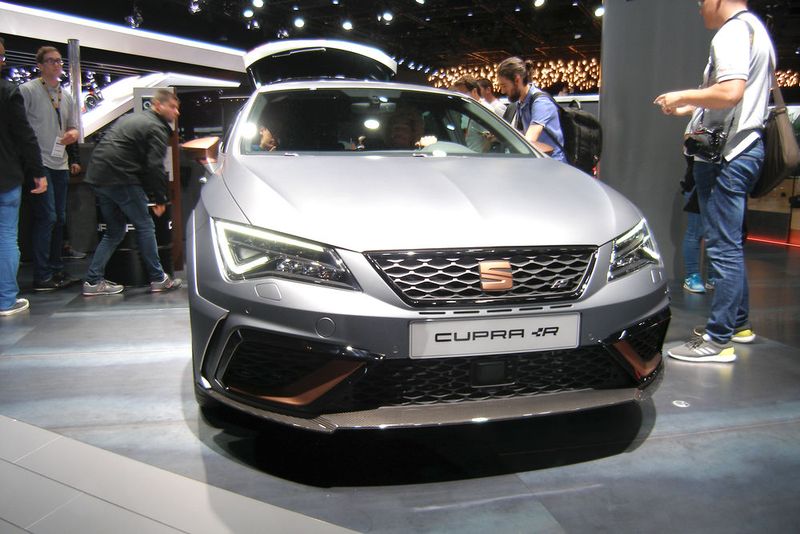 Das Modell bringt mit manuellem Schaltgetriebe 310 PS auf die Straßen. (Bild: Grimm / »kfz-betrieb«)