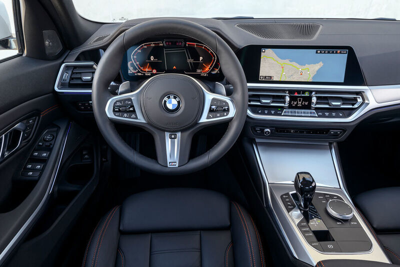 BMW punktet mit seinem Bedienkonzept: Vor allem das Navi und die Temperatur lassen sich mit nur kurzen Aktionen bedienen. (BMW)