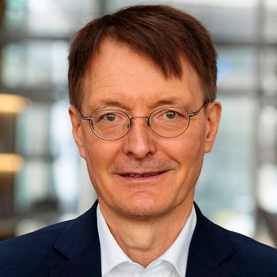 Prof. Dr. Karl Lauterbach ist Bundesminister für Gesundheit.(Bild:  BMG/ Thomas Ecke)