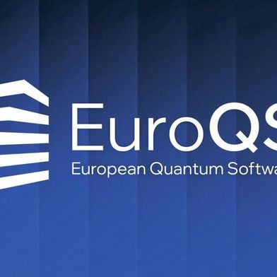 Das europäische Forschungs- und Innovationsprojekt EuroQSS zielt darauf ab, einen offenen, interoperablen Quanten-Software-Stack zu entwickeln, der Hardware-Spezifikationen mit Abstraktion in Einklang bringt. Diese Infrastruktur soll hybride Arbeitsabläufe über verschiedene Quantencomputer und klassische Hochleistungs-Rechnersysteme hinweg unterstützen. (Bild: Fraunhofer IKS)
