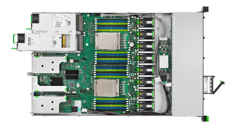Die Basis des Primeflex-Systemes bildet der Primergy-Rack-Server RX2530 M2 für zwei Xeon-Prozessoren der neusten Generation mit bis zu 22 Cores. Der Server kann mit bis zu 1.536 GB DDR4-Speicher bestückt werden. (Fujitsu)