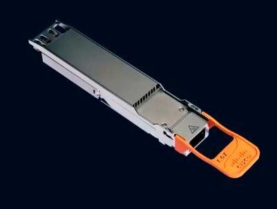 Die neuen optischen Transceiver von Cisco leisten 1,6 Terabit pro Sekunde und können an den „G300“-Chip aus der „Silicon-One“-Serie angebunden werden. (Bild:  Cisco)