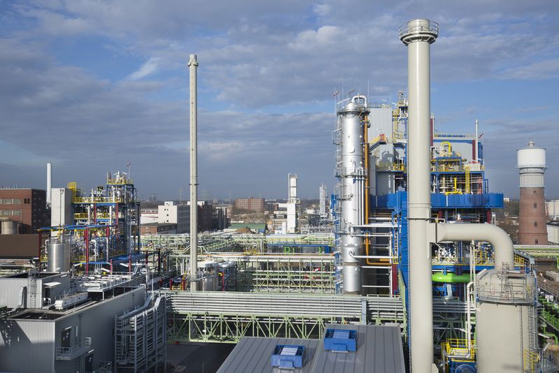 Bayer MaterialScience wraps up major investment in Germany: The company has invested some € 250 million for a new TDI production at its Dormagen site (Picture: Bayer Material Science)