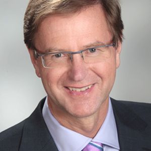 Dr. Stefan Asenkerschbaumer (53) übernimmt mit Wirkung zum 1. Juli dieses Jahres von Gerhard Kümmel das Ressort Finanzen und Controlling.