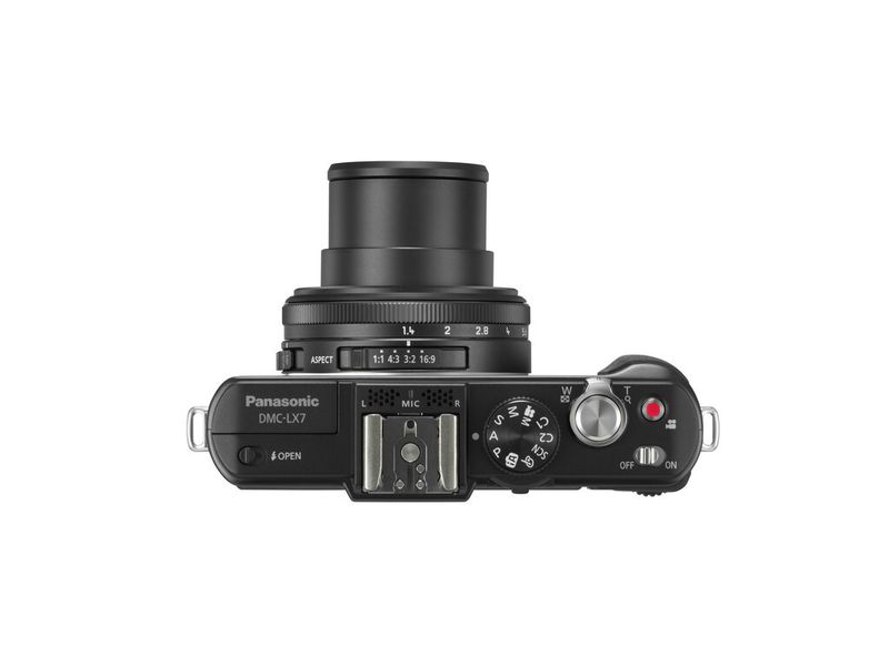 Von 24 bis 90 Millimeter reicht die Brennweite des Objektivs der Lumix DMC-LX7. (Archiv: Vogel Business Media)