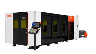 Viele technische Alleinstellungmerkmale soll die neue 2D-Laserschneidmaschine Optiplex 3015 NEO S-15 von Mazak für Blechverarbeiter bieten. Zwei davon sind etwa die NC-Steuerung und der Schneidkopf. Doch das ist nicht alles, heißt es. (Bild: Mazak)