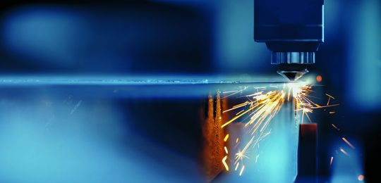 Der deutschen Industrie fehlen Rohstoffe. Die Folge: Die Produktion bricht trotz gefüllter Auftragsbücher merklich ein. Der deutschen Industrie fehlen Rohstoffe. Die Folge: Die Produktion bricht trotz gefüllter Auftragsbücher merklich ein.