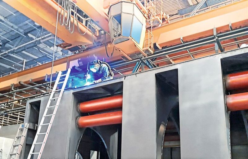 Die Kompetenzen von IAA fangen schon beim bloßen Zuschnitt an, umfassen Biege- sowie Schweißprozesse und reichen bis hin zu Veredelungs- und Lackierverfahren. (Bild: Johann Kellerer, neumeister.de)