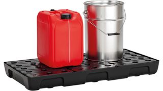 Flexibel einsetzbare Regalauffangwanne mit variabel einlegbaren Rostbausteinen. (Bild: Cemo)