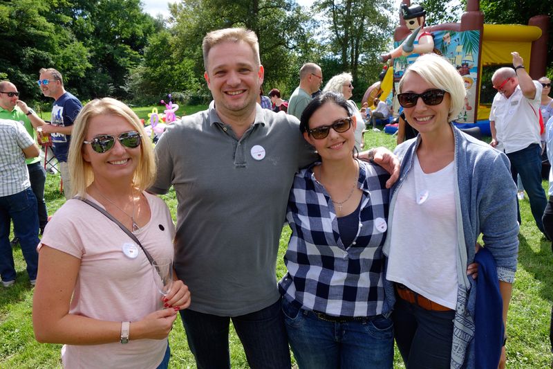 Der glückliche Hahn im Korb: Christian Czupallla, Western Digital, mit Anita Kompes, Sabrina Asam, NVIDIA, und Dijana Petra. (Bild: IT-BUSINESS)