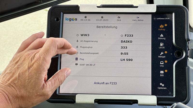 Die Anweisungen sind detailliert. (Bild: sp-x/Benjamin Bessinger)