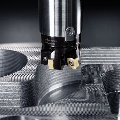 Das innovative Werkzeugkonzept des M6420 ermöglicht eine sichere Spanabfuhr sowie hohe Schnitttiefen und Produktivität in einem breiten Werkstoffspektrum. (Bild: Walter)