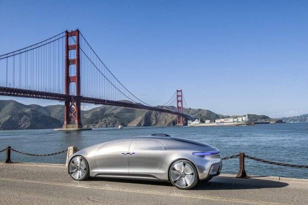 Mercedes-Benz F 015 Luxury in Motion in San Francisco (Mercedes-Benz)