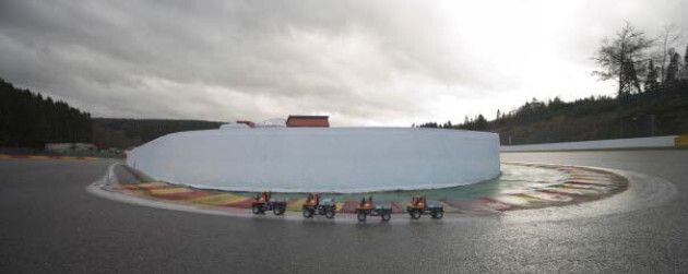 Kein Rempler und kein Abflug in die Auslaufzonen – da hat es an dieser Stelle in vergangenen Rennen schon andere Szenen gegeben. (Bild: RWTH Aachen/ika)