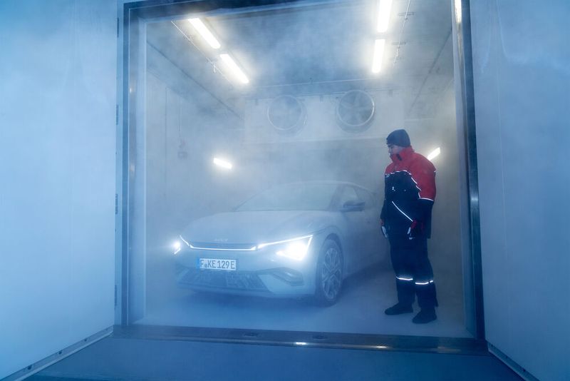 Klimakammer im Ladeprüflabor des Entwicklungszentrums (Bild: Hyundai Motor Deutschland GmbH)