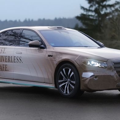 Mercedes will die neue S-Klasse als Basis für Robotaxi-Dienste zur Verfügung stellen. (Bild: Mercedes-Benz)