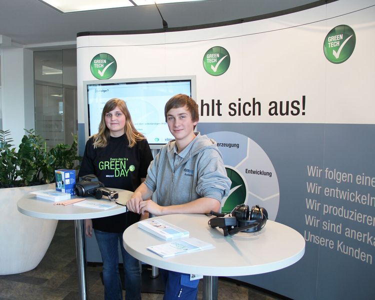 Auch die Energiescouts im Werk St. Georgen informierten beim Green Day über ihre Arbeit. (Bild: EBM-Papst)