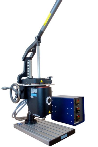 Ansicht einer HoliPress von HoliMaker für den manuellen Spritzguss. (Bild: HoliMaker)