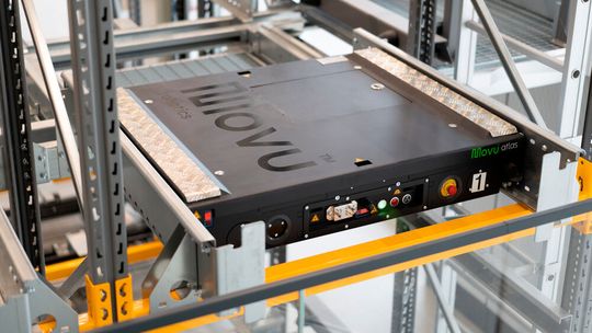 In Sachen Shuttle-Technologie gehen Jungheinrich und Movu Robotics eine strategische Partnerschaft ein.(Bild:  Jungheinrich)
