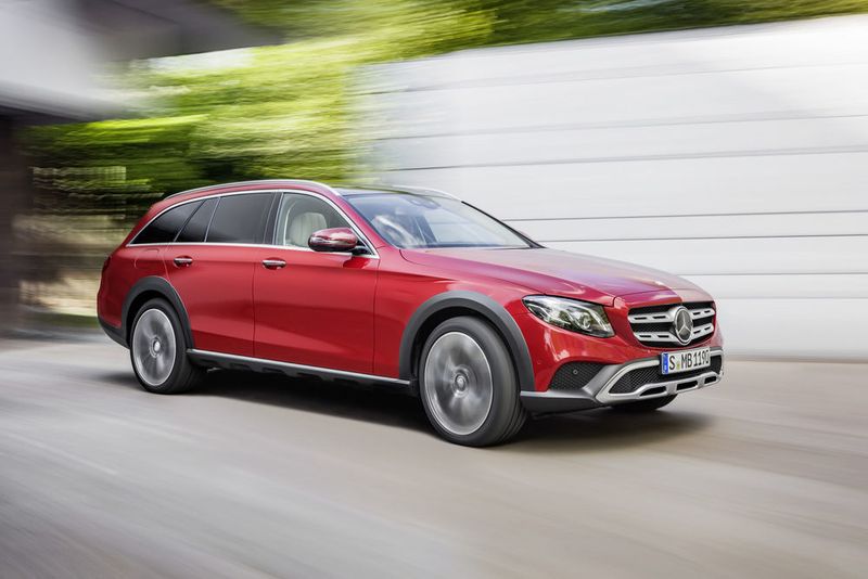 Meistverkauftes Auto in der oberen Mittelklasse: Mercedes-Benz E-Klasse, 4.069 Einheiten. (Daimler)
