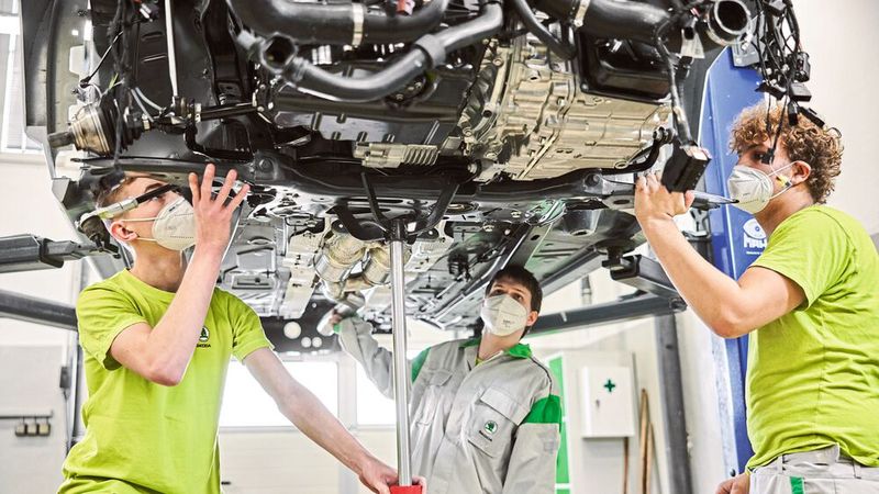 Der Aufbau des Afriq dauerte vier Monate. Insgesamt investierten die Auszubildenden dafür rund 2.000 Arbeitsstunden. (Bild: Skoda)