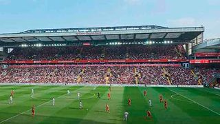 Das Anfield soll ab der Saison 2023/24 rund 61.000 Zuschauern Platz bieten. (Bild: Verizon Business)