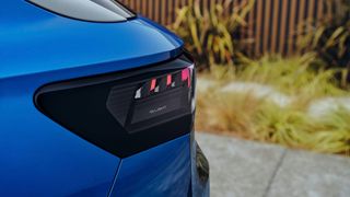 Das Umweltbundesamt fordert ein früheres Verbrenner-Verbot. (Bild: Volkswagen)