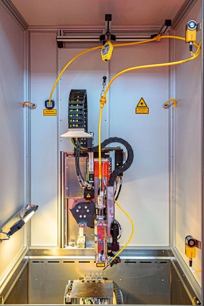 Eine spezielle Strahlformung sorgt für eine vergrößerte Anwärmzone mit einem Hochenergiespot im zentralen Bereich der eigentlichen Schweißzone.  (Bild: Conntronic)