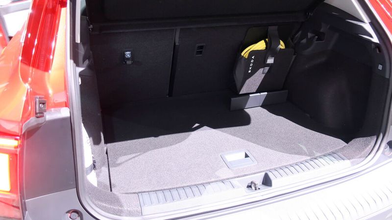 Der Epiq ist ein typischer Skoda – er hat viel Platz und Stauraum. Das Kofferraumvolumen gibt Skoda mit 475 Litern an. (Bild: Grimm – VCG)