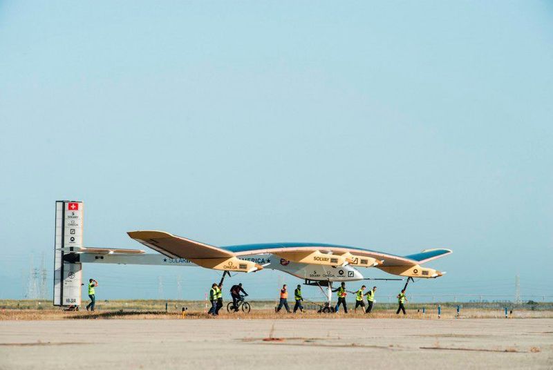 Solar Impuls 2 auf dem Moffett-Airfield, Kalifornien. (Solar Impulse)