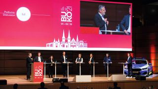 Die Zukunft des Sach- und Prüfwesens war Inhalt einer Podiumsdiskussion auf dem Bundeskongress der GTÜ. (Bild: causalux.de)