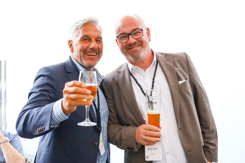 Richard Zirkel (l., Quantum) und Klaus Albert (TIM)  (Bild: TIM)