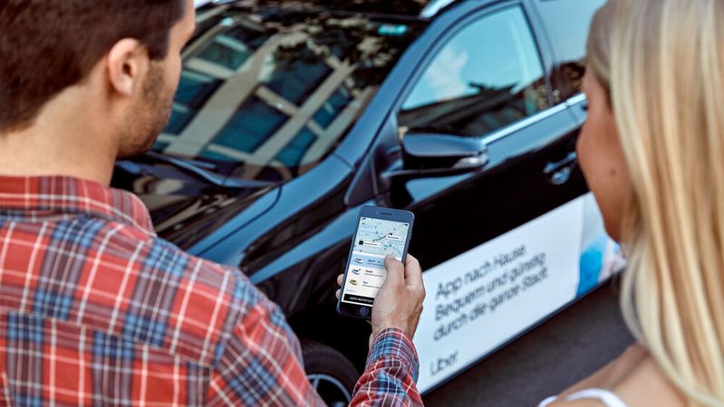 Seit Sonntag gilt das neue Personenbeförderungsgesetz.(Bild:  Uber)