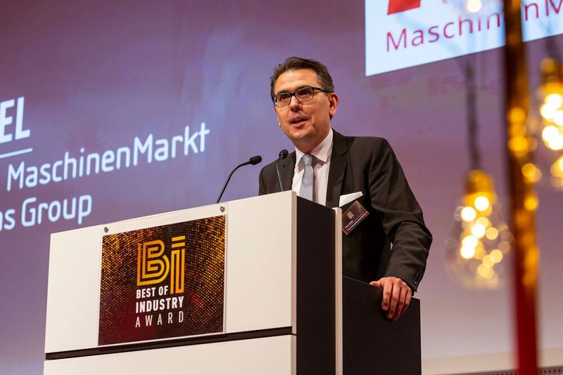 Oliver Barthel, Publisher der MM-Gruppe, begrüßte die Nominierten und Gäste. (Stefan Bausewein)