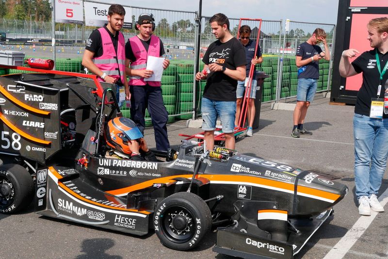 Die Studenten der Universität Paderborn treten in diesem Jahr mit dem zweiten elektrischen Fahrzeug in ihrer Team-Geschichte an.  (Bild: Sandro Kipar/VCG)