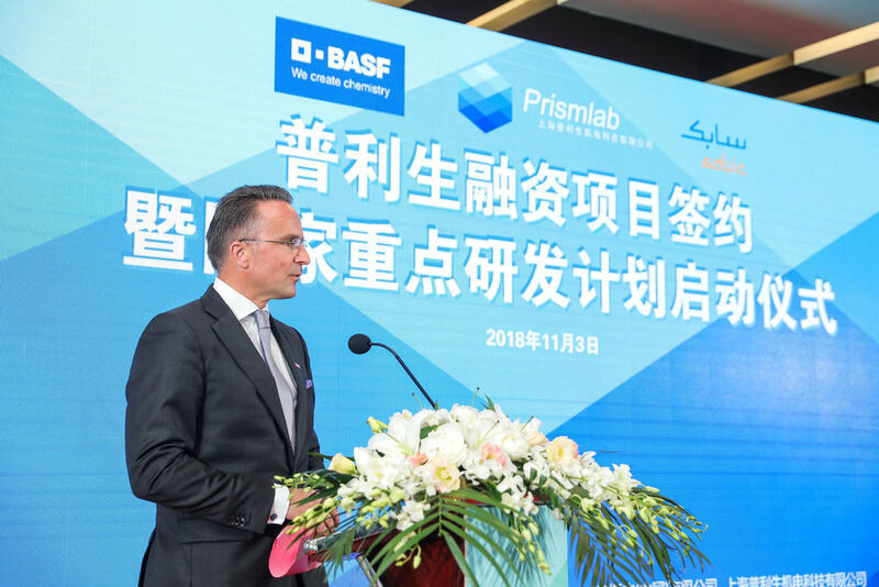 Markus Solibieda, Geschäftsführer von BASF Venture Capital während der feierlichen Vertragsunterzeichnung. (BASF)