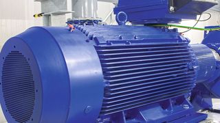 Ab 1. Juli 2021 müssen alle Motoren mit einer Leistung von 0,75 bis 1.000 kW die Energieeffizienzklasse IE3 erfüllen. (Bild: ABB)