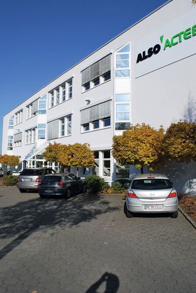 Beim Distributor Also gibt es fast alle Produkte, die der ITK-Markt zu bieten hat: Von PCs und Notebooks über Software, Drucker, Server, Monitore, Navigationsgeräte, Beamer, Digitalkameras, Flachbild-TV-Geräte, Smartphones, Funktechnik bis zum Zubehör. Neben diesem umfangreichen Produktportfolio unterstützt Also den Fachhandel mit zahlreichen Sales- und Marketingaktivitäten, E-Services sowie Finanz- und Logistikdienstleistungen, die das Tagesgeschäft erleichtern und Prozesse vereinfachen. (Bild: Also Actebis)