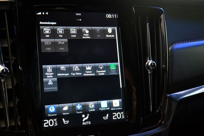 ... hier, den Durchblick zu bekommen. Der Touchscreen hat nicht nur die Größe eines Tablets, er ... (Michel / »kfz-betrieb«)