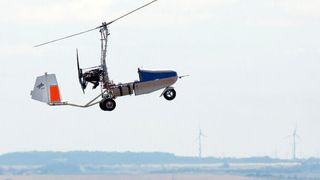 Die Paketzustellung aus der Luft ist ein Zukunftsthema mit breitem Anwendungspotenzial – die unbemannte Fracht-Drohne wäre eine Lösung. (DLR)