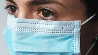 Die Ergebnisse einer Befragung von Stepstone zeigen, dass die Mitarbeiter in deutschen Unternehmen derzeit eher gelassen sind, was den Coronavirus betrifft. (gemeinfrei)