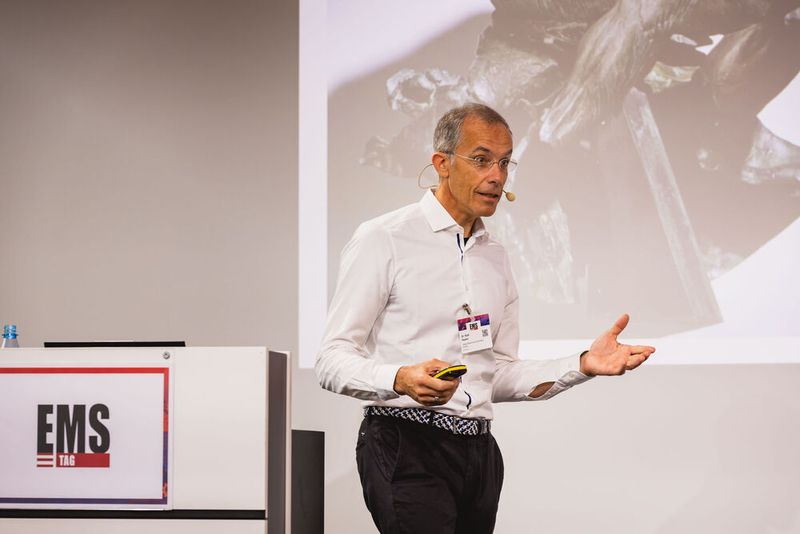 Impressionen vom 24. Würzburger EMS-Tag: Im Mittelpunkt standen aktuelle Branchenthemen, praxisnahe Impulse und insbesondere der persönliche Austausch innerhalb der EMS-Community. (Bild: Stefan Bausewein)