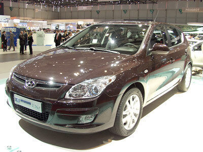Hyundai läutet mit dem I30 seine neue Namensgebung ein. Künftig tragen alle Modelle das 
