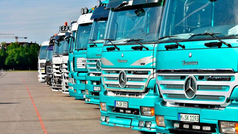 Unternehmen mit schweren Lkw können ab sofort wieder Anträge auf „De-Minimis“-Zuschüsse stellen. 