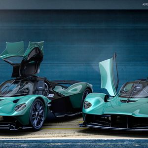 Gegenüber dem Coupé musste das Türkonzept geändert werden.(Bild:  Aston Martin)