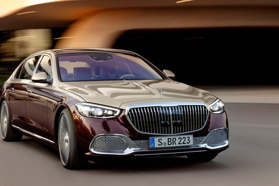 Mercedes krönt die S-Klasse mit einer Maybach-Variante.