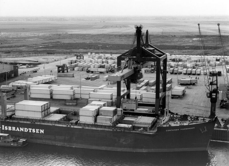 ...im Neustädter Hafen 10.000 Container umgeschlagen. (BLG Group)