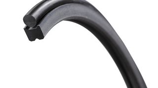 Rotordichtung Typ R09 aus S-Ecopur mit inkorporiertem Gleitschmierstoff. (Bild: SKF)